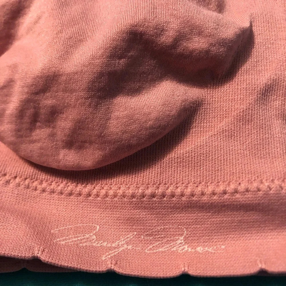 Pink bralette - Picture 2 of 5